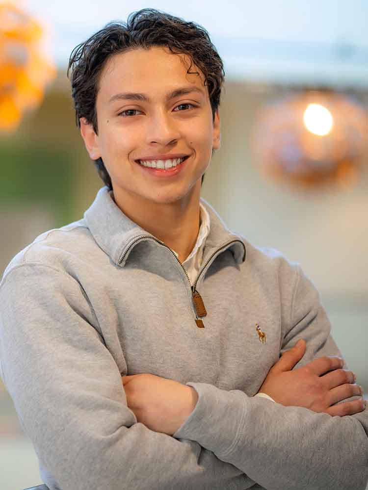 male-co-enrollment student