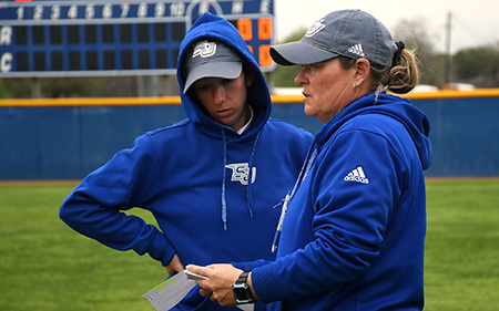 Coach Kelly Saenz